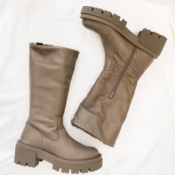 Free People Equitare Charlee Mid Lug Sole Boots in Taupe Size 39 - Picture 1 of 16